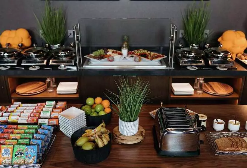 Revel Hotel Des Moines Urbandale, Tapestry Collection By Hilton