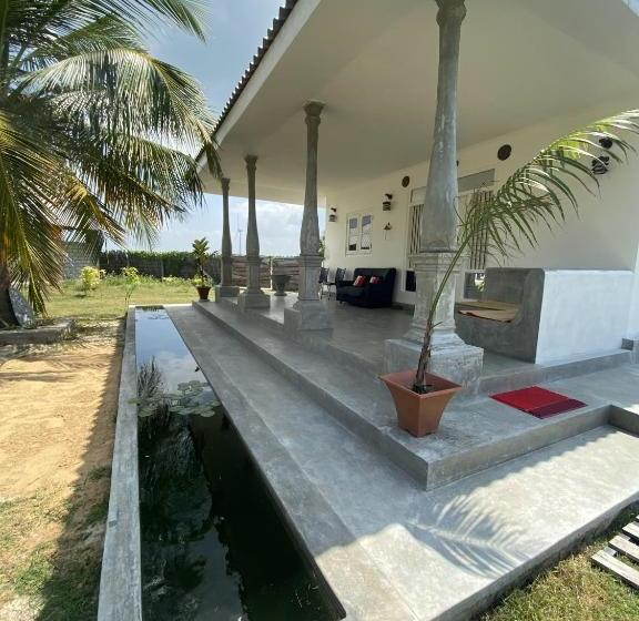 בית מלון כפרי Coco Cabana Kite Resort Kalpitiya