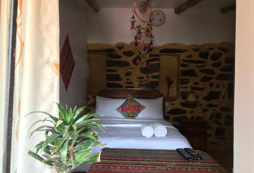 פנסיון Andean Riverside