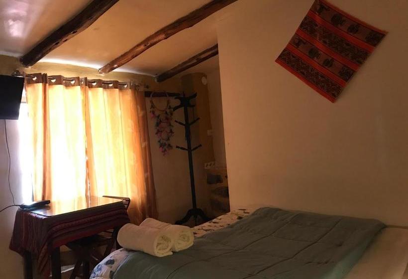 פנסיון Andean Riverside