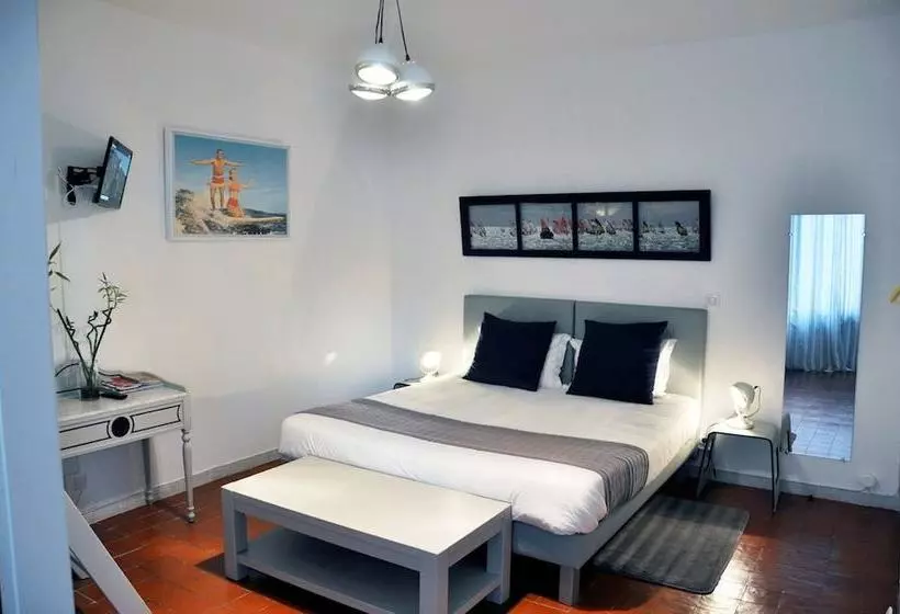 ベッドアンドブレックファースト Couettes Et Tartines  Chambres D Hôtes