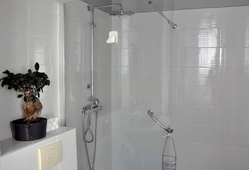 Bed and Breakfast Couettes Et Tartines  Chambres D Hôtes