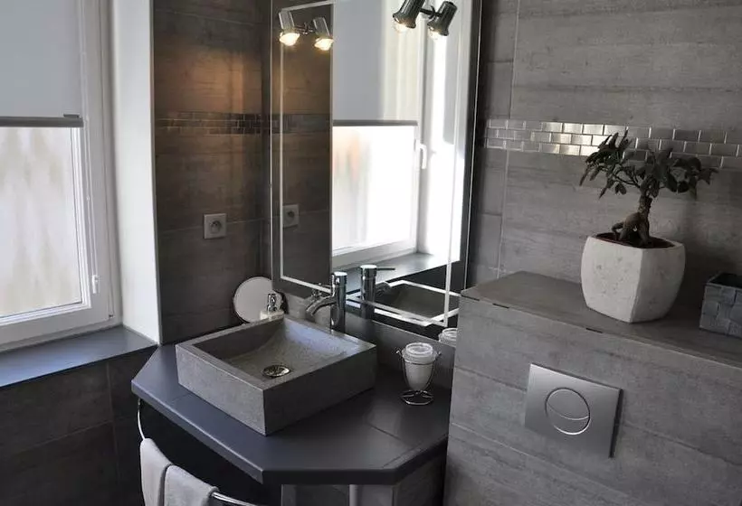 ベッドアンドブレックファースト Couettes Et Tartines  Chambres D Hôtes