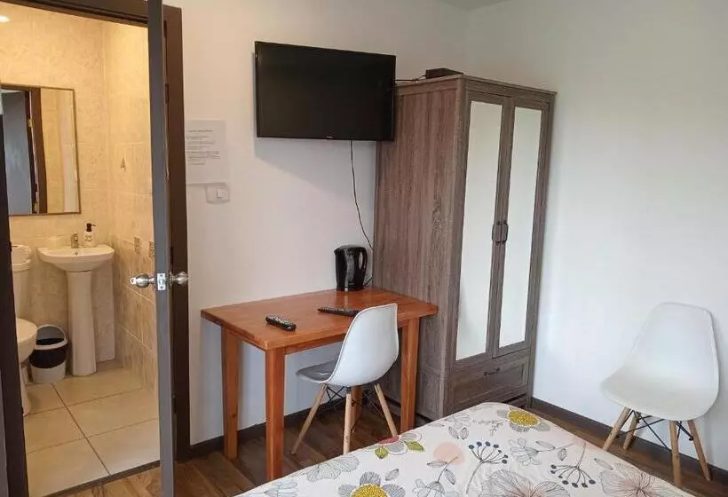 ベッドアンドブレックファースト Hospedaje Familiar El Encanto