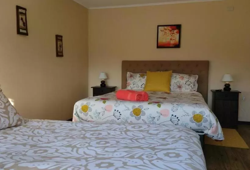 ベッドアンドブレックファースト Hospedaje Familiar El Encanto