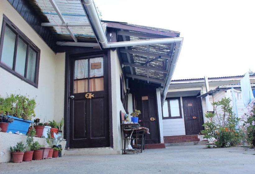 Bed & Breakfast Hostal La Casa Barco