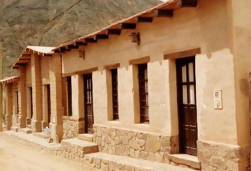 여관 Hosteria La Pushka