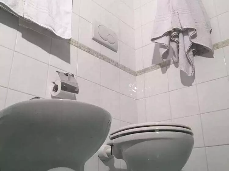La Fabbrica Di San Pietro B&b