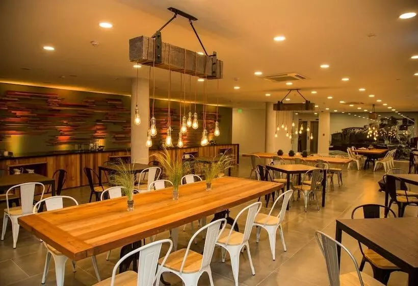 Hotelli Alto Del Sol Plaza Mejillones