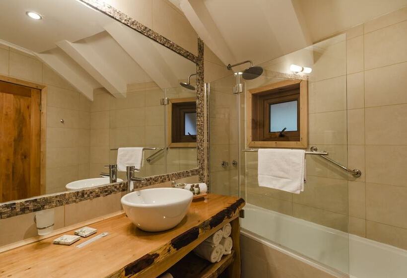 בית מלון כפרי Huilo Huilo Reino Fungi