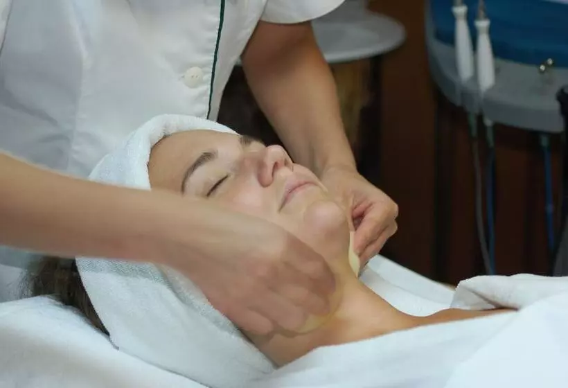 Hotelli Huilo Huilo Reino Fungi