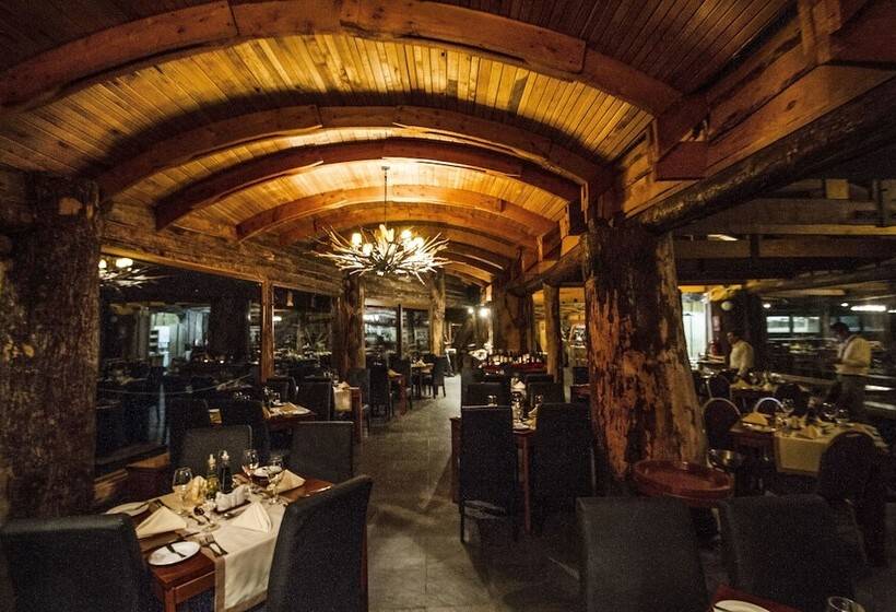 בית מלון כפרי Huilo Huilo Reino Fungi