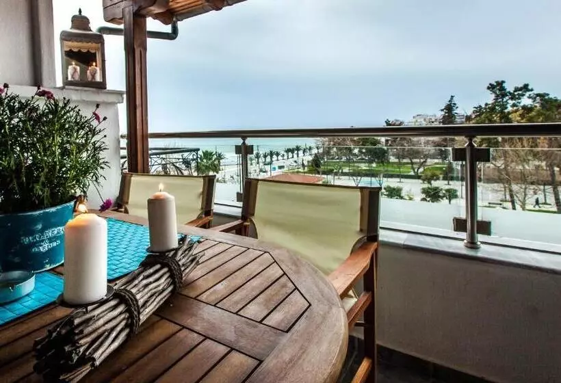 Majatalo Aqua Mare Sea Side Rooms