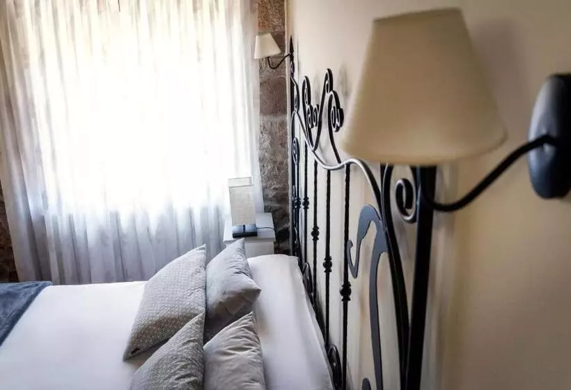 هاستل Posada Rural La Piñorra