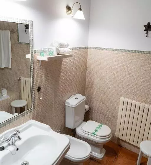 هاستل Posada Rural La Piñorra