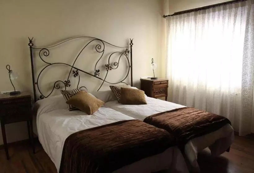 هاستل Posada Rural La Piñorra