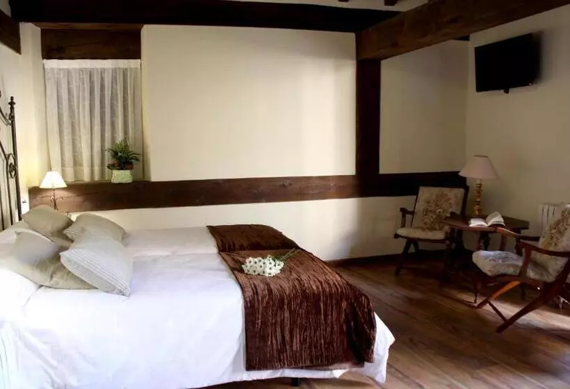 هاستل Posada Rural La Piñorra