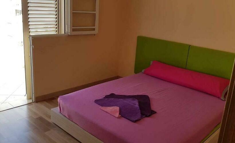 Flora B&b Rooms In Privat Home