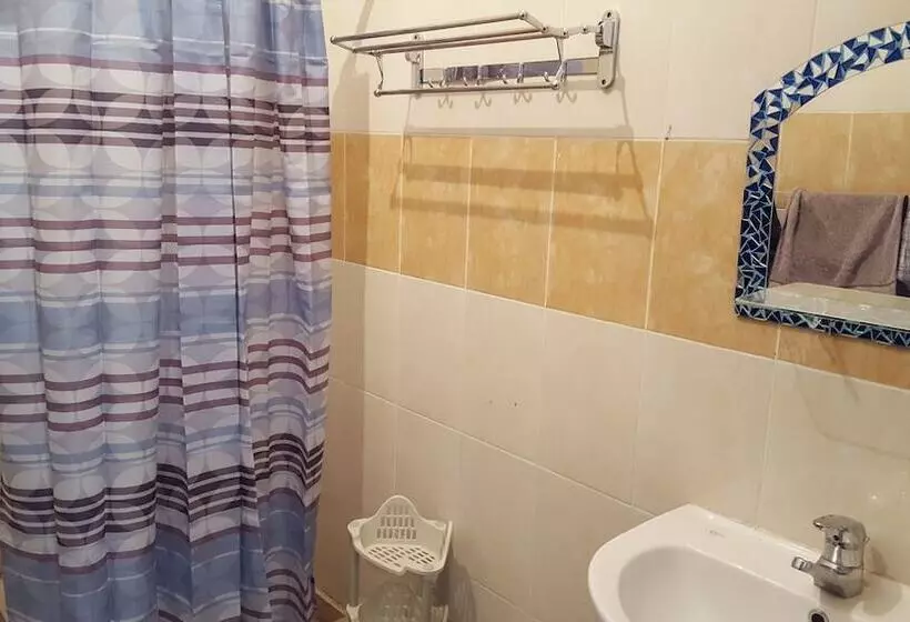 Half Moon   Sunny Dahab