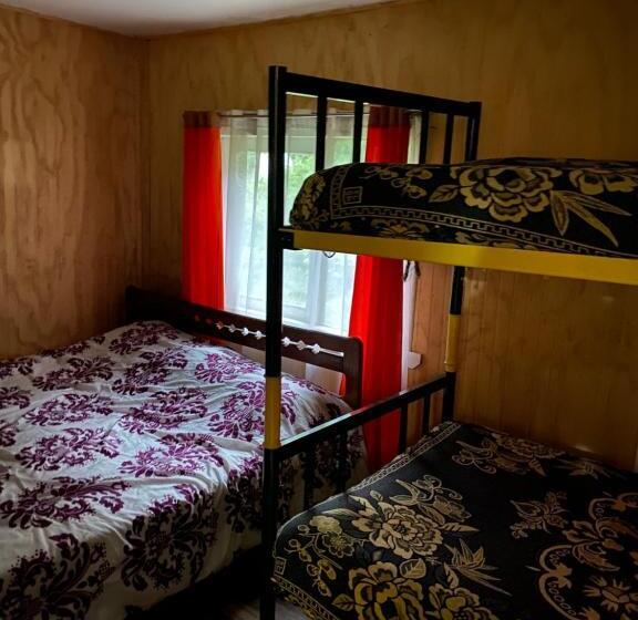 簡易ホテル Hospedaje Punta Diamante