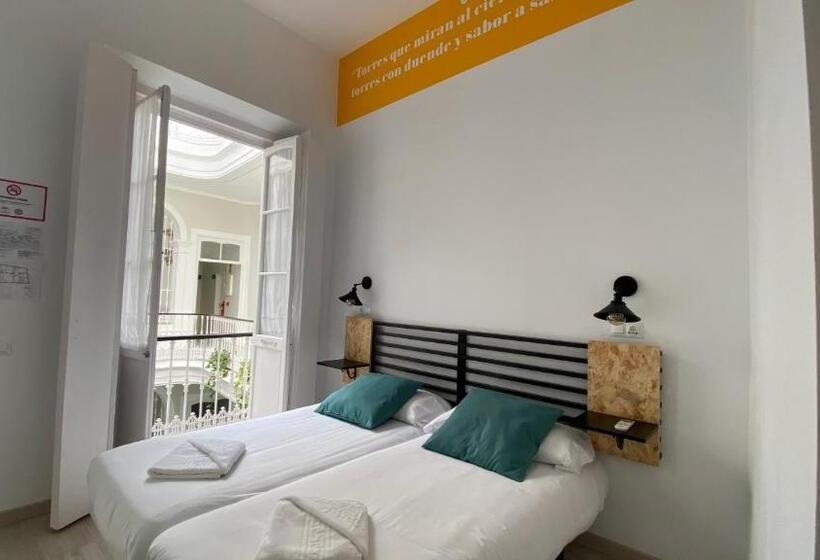Planeta Cadiz Hostel