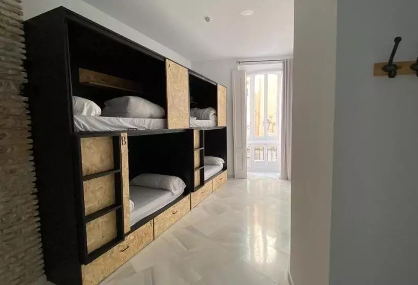Planeta Cadiz Hostel