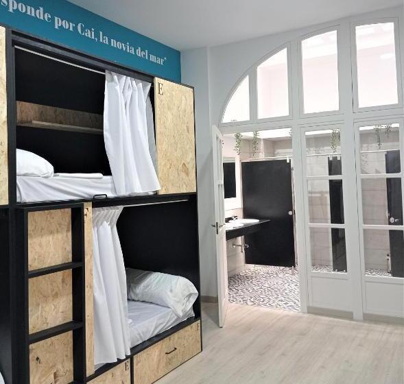 Planeta Cadiz Hostel