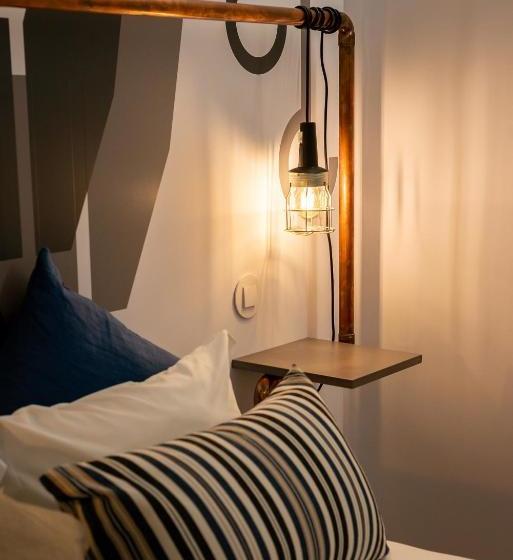 مسافرخانه Pensao O Laranjeira