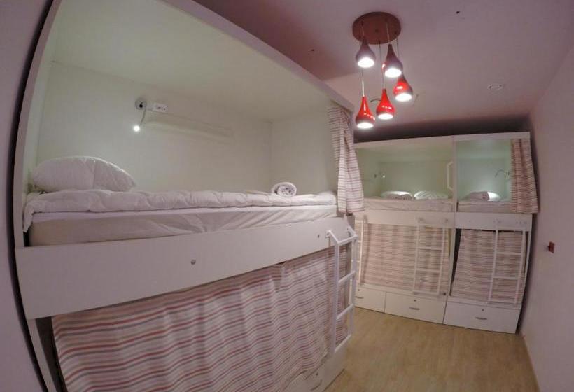 בית מלון כפרי Cinema House Hostel