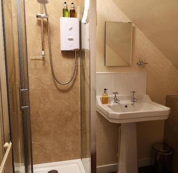 Bed and Breakfast Cranford Guest House