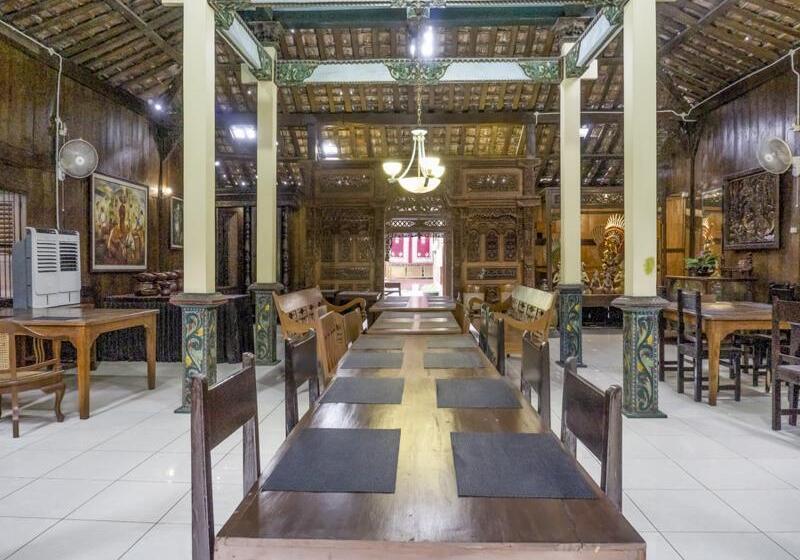 פנסיון Reddoorz Syariah @ Lempuyangan