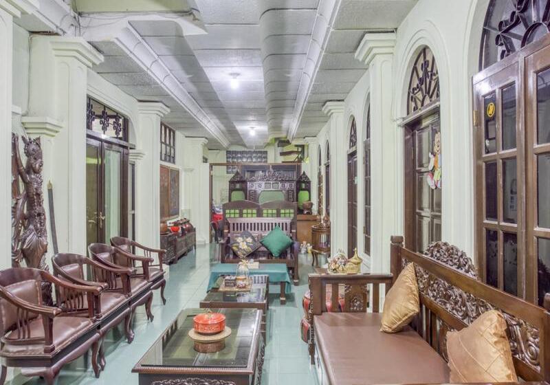 פנסיון Reddoorz Syariah @ Lempuyangan