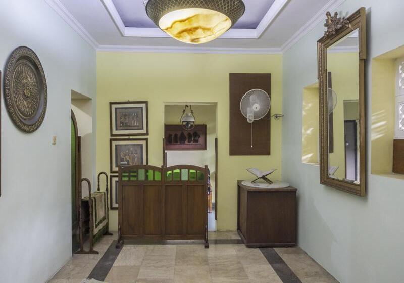 פנסיון Reddoorz Syariah @ Lempuyangan