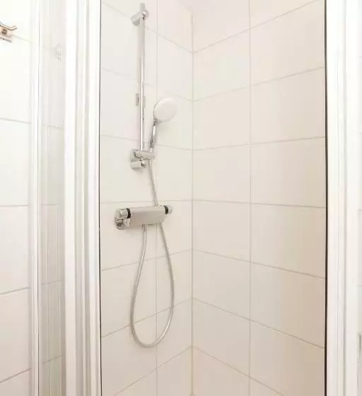 ベッドアンドブレックファースト Die Schlafbude