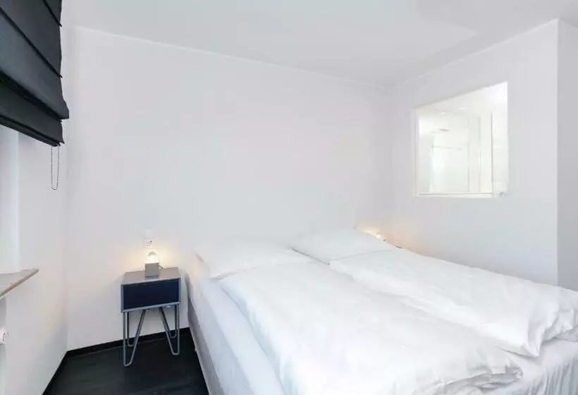 ベッドアンドブレックファースト Die Schlafbude