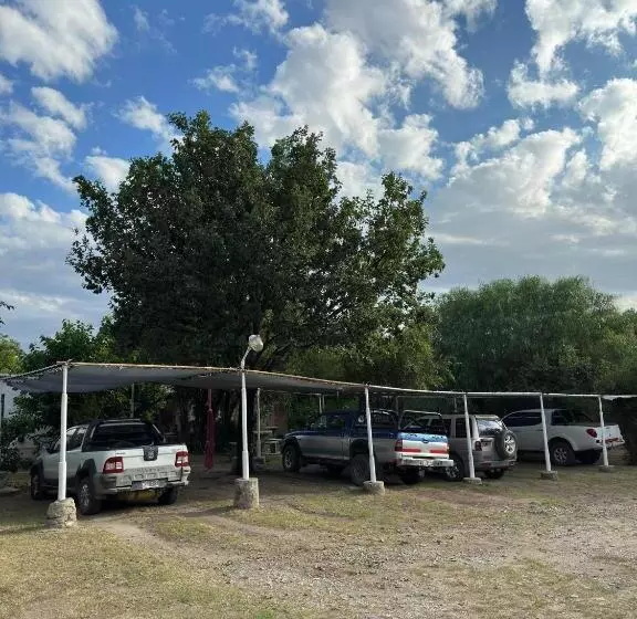 تختخواب و صبحانه El Roble