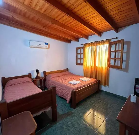 تختخواب و صبحانه El Roble