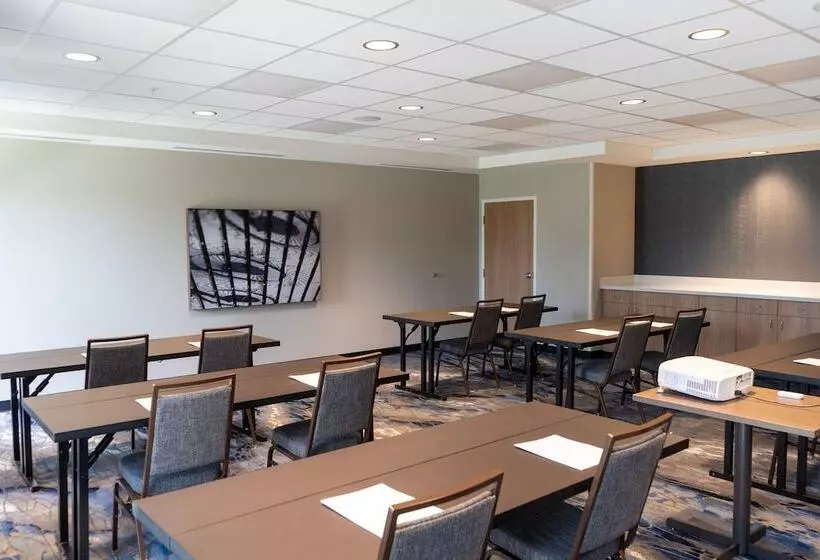 Hotelli Fairfield Inn & Suites Brooksville Suncoast Parkway