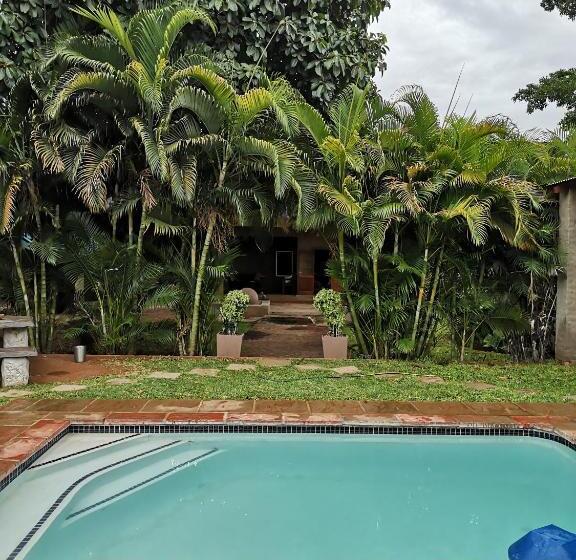 פנסיון Lifestyle Corner Guesthouse