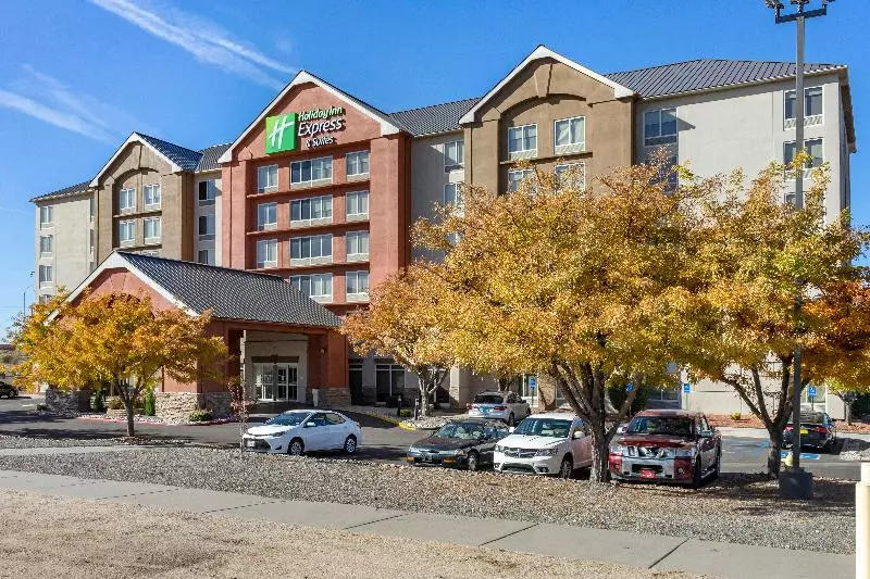Holiday Inn Express Hotel & Suites Albuquerque Midtown, An Ihg