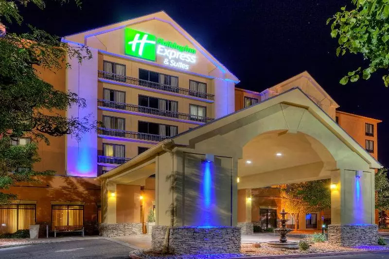 Holiday Inn Express Hotel & Suites Albuquerque Midtown, An Ihg