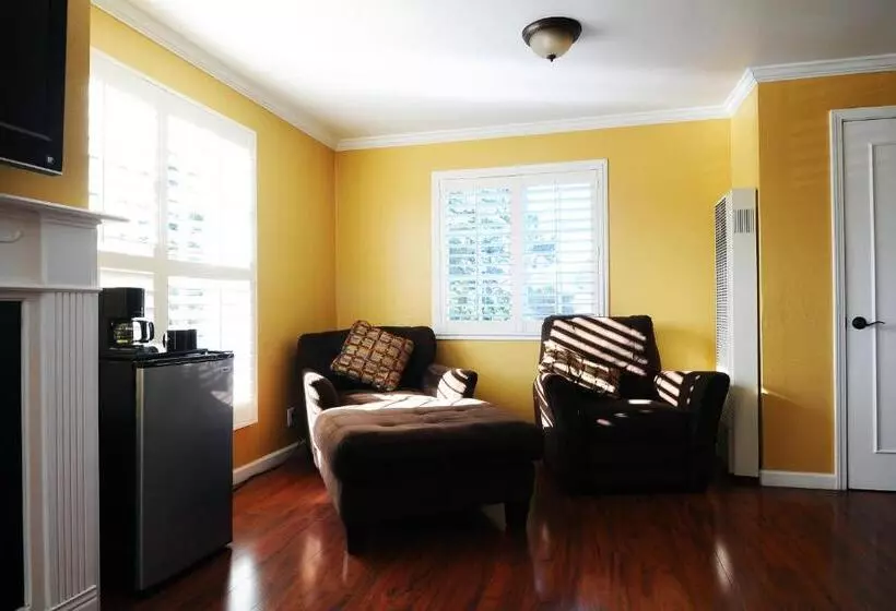 호텔 Sunset Inn Pacific Grove