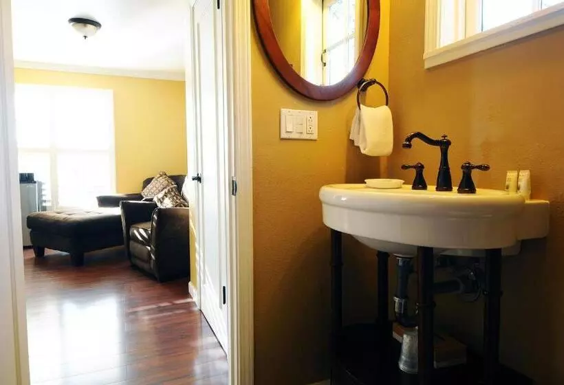 호텔 Sunset Inn Pacific Grove