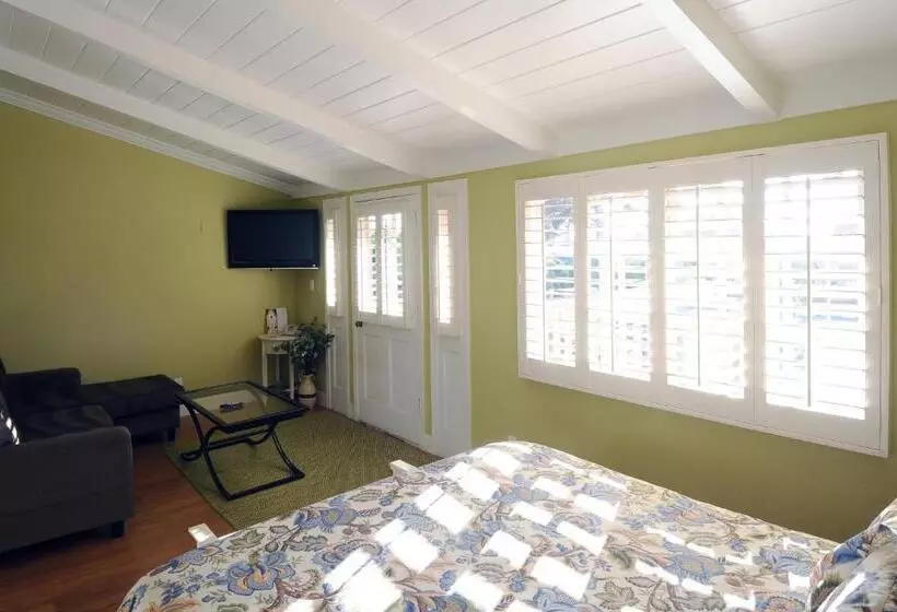 호텔 Sunset Inn Pacific Grove