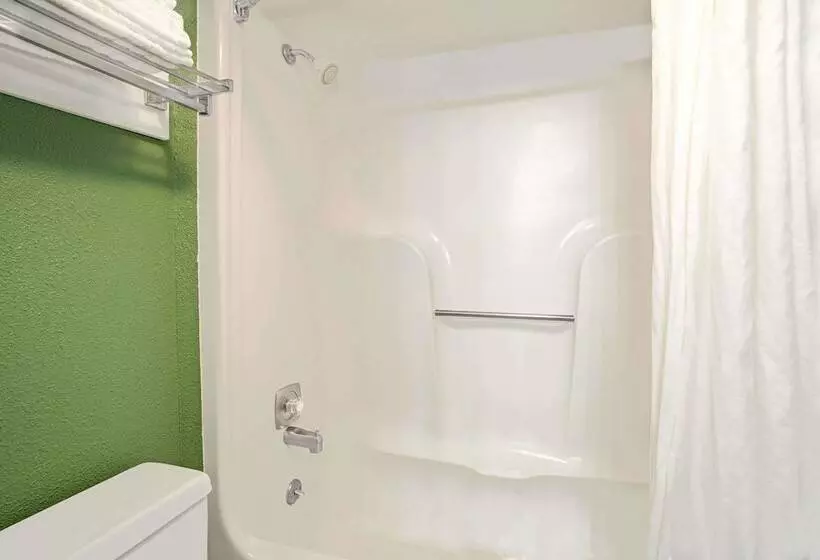 Hotelli Super 8 By Wyndham Denver Stapleton