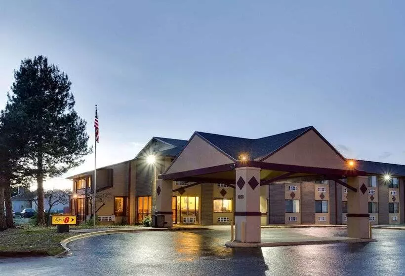 Hotelli Super 8 By Wyndham Denver Stapleton