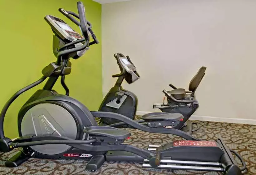 酒店 Super 8 By Wyndham Ogden