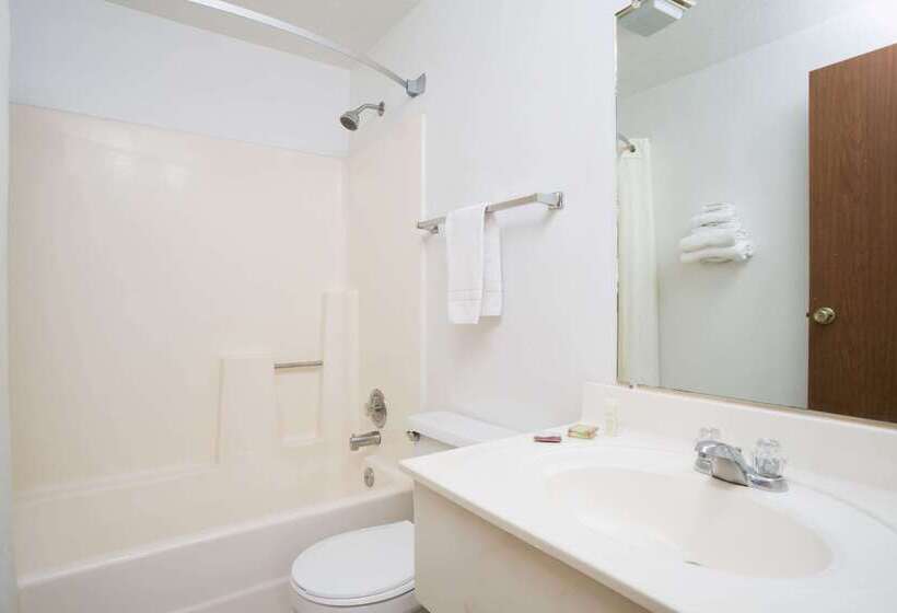 ホテル Super 8 By Wyndham Ogden