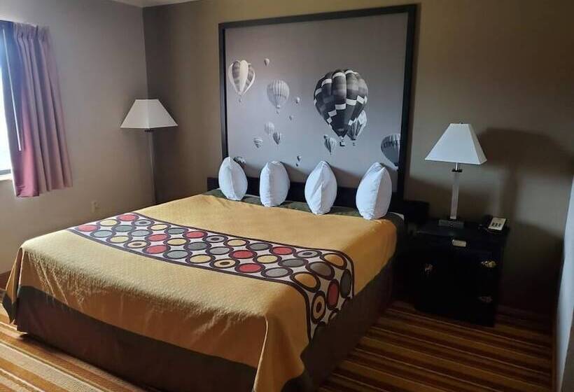 فندق Super 8 By Wyndham Taos