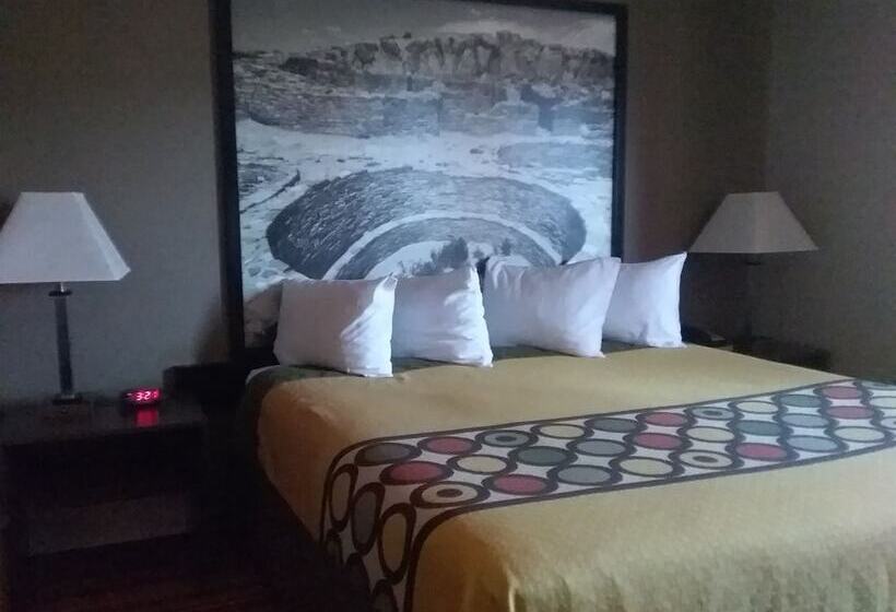 فندق Super 8 By Wyndham Taos